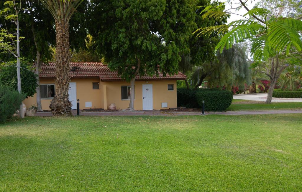 Almog Kibbutz Hotel Luaran gambar